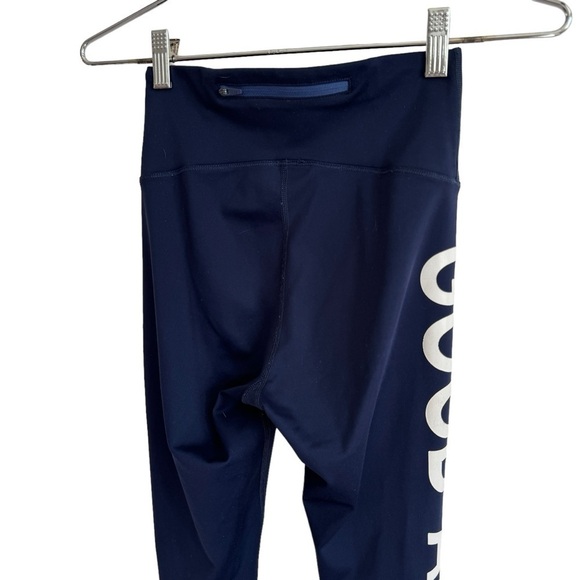 Good American The Core Power Legging, Navy w/ Side Logo, Size 0 (XS) - Picture 8 of 10